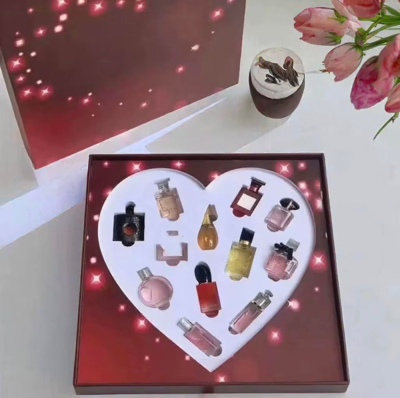 Mini Perfume Gift Set for Women – 12-Piece Floral & Citrus Fragrance Collection, Travel Size Body Spray Variety Pack with Heart-Shaped Display Box for Birthday & Holiday Gifts